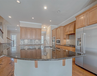 38 Islewood Boulevard - Photo Thumbnail 14