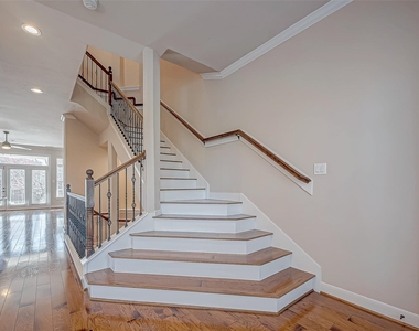 38 Islewood Boulevard - Photo Thumbnail 6