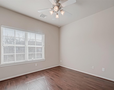 38 Islewood Boulevard - Photo Thumbnail 31