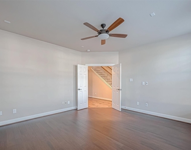 38 Islewood Boulevard - Photo Thumbnail 24