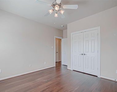 38 Islewood Boulevard - Photo Thumbnail 30