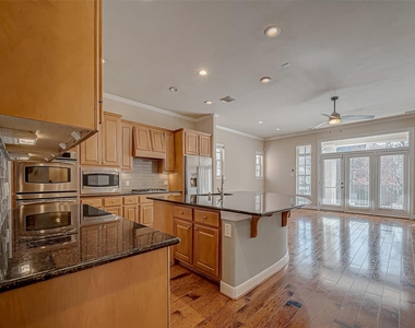 38 Islewood Boulevard - Photo Thumbnail 21