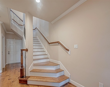 38 Islewood Boulevard - Photo Thumbnail 9