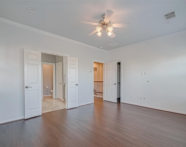 38 Islewood Boulevard - Photo Thumbnail 35