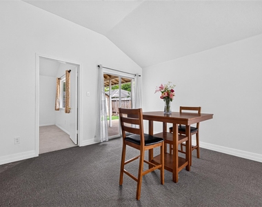 15502 Prairie Oaks Drive - Photo Thumbnail 7