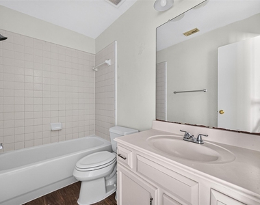 15502 Prairie Oaks Drive - Photo Thumbnail 25