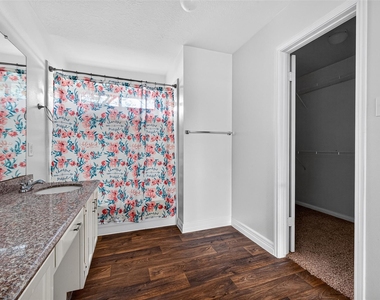 15502 Prairie Oaks Drive - Photo Thumbnail 32