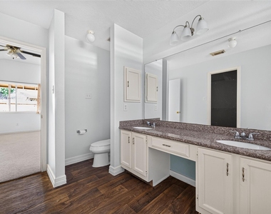 15502 Prairie Oaks Drive - Photo Thumbnail 34