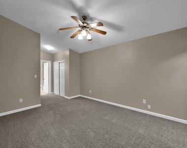 93 W High Oaks Circle - Photo Thumbnail 12