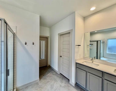 3563 Finn Landing Lane - Photo Thumbnail 6