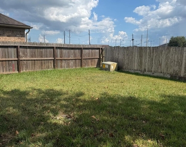 5006 Spring Branch Drive - Photo Thumbnail 44