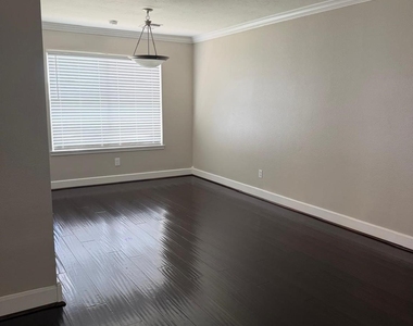5006 Spring Branch Drive - Photo Thumbnail 31