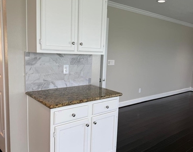 5006 Spring Branch Drive - Photo Thumbnail 39