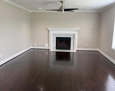 5006 Spring Branch Drive - Photo Thumbnail 40