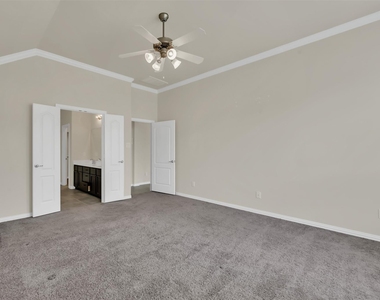 21331 Somerset Shores Crossing - Photo Thumbnail 12
