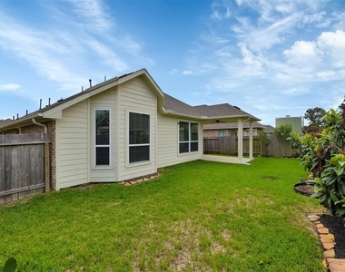 21331 Somerset Shores Crossing - Photo Thumbnail 24