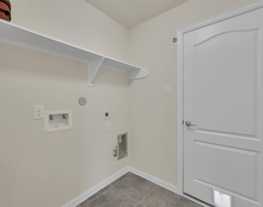 21331 Somerset Shores Crossing - Photo Thumbnail 19