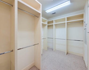 1742 Michigan Street - Photo Thumbnail 32