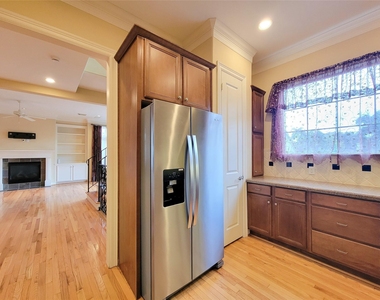 1742 Michigan Street - Photo Thumbnail 3