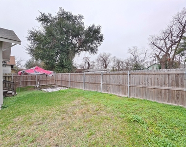 1217 Campbell Street - Photo Thumbnail 8