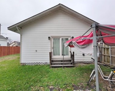 1217 Campbell Street - Photo Thumbnail 11