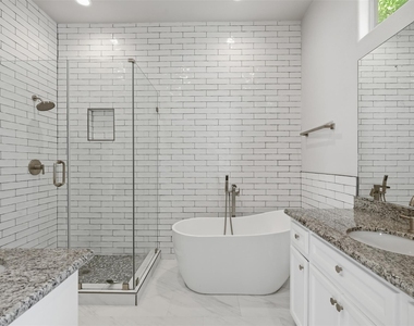 2513 Detering Street - Photo Thumbnail 12