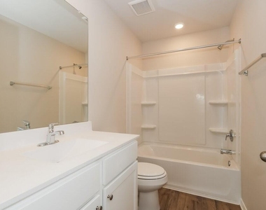 15652 Plum Brook Drive - Photo Thumbnail 13