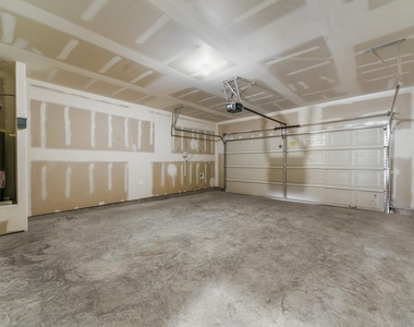 11751 Armadale Dr - Photo Thumbnail 6
