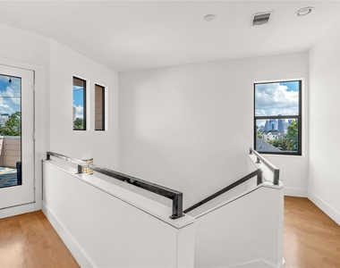 1624 Vermont Street - Photo Thumbnail 32