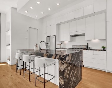 1624 Vermont Street - Photo Thumbnail 9