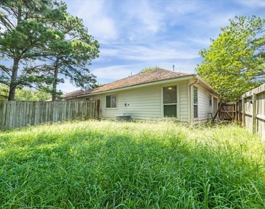 1806 Arbor Glen - Photo Thumbnail 18