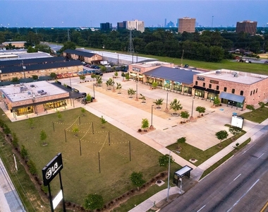 1325 Curtin Street - Photo Thumbnail 21
