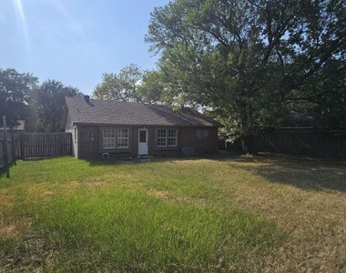 12522 Ridgelow Lane - Photo Thumbnail 8