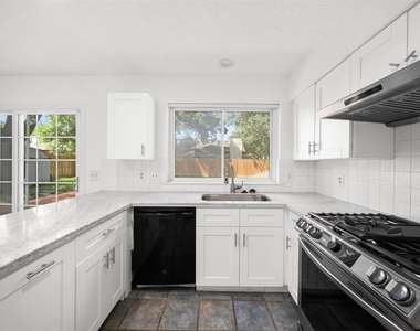 3106 Battle Ridge Ln - Photo Thumbnail 13
