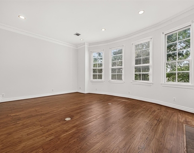 2508 South Boulevard - Photo Thumbnail 12