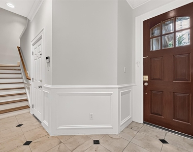 2508 South Boulevard - Photo Thumbnail 1