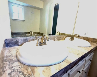 17518 Majestic Forest Drive - Photo Thumbnail 9