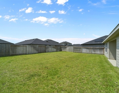 7834 Wrangler Shack Lane - Photo Thumbnail 22