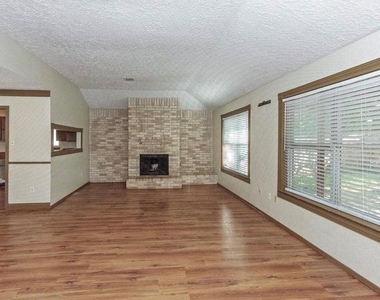 1342 Ambrosden Lane - Photo Thumbnail 12