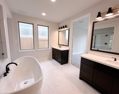 5419 Rocky Banks Way - Photo Thumbnail 16