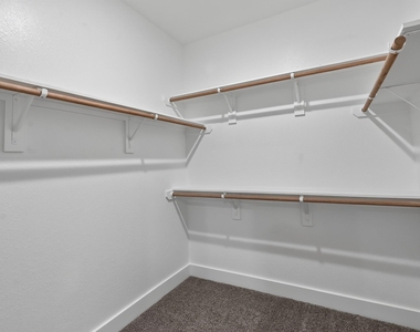 6061 De Soto Street - Photo Thumbnail 27