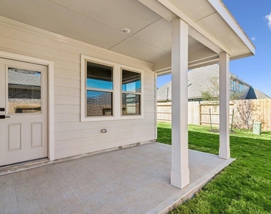 32406 Cedar Elm Drive - Photo Thumbnail 16
