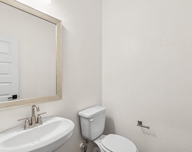32406 Cedar Elm Drive - Photo Thumbnail 12