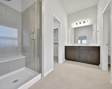 1326 Lakeside Creek - Photo Thumbnail 17