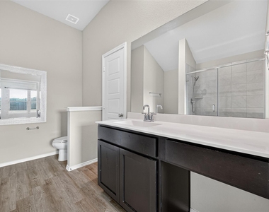 6747 Scarlet Sagebrush Street - Photo Thumbnail 30