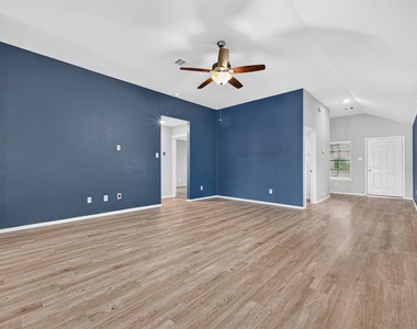 6747 Scarlet Sagebrush Street - Photo Thumbnail 10