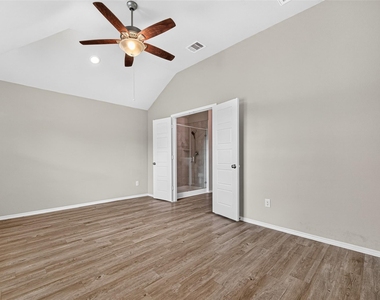 6747 Scarlet Sagebrush Street - Photo Thumbnail 25