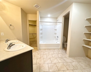 23307 Dukes Run Drive - Photo Thumbnail 6