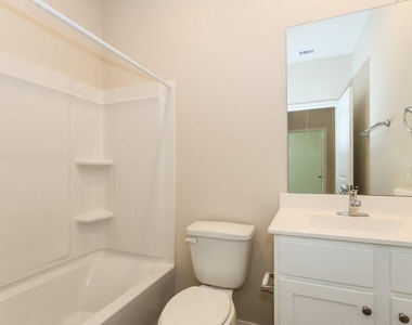 15643 Plum Brook Drive - Photo Thumbnail 13