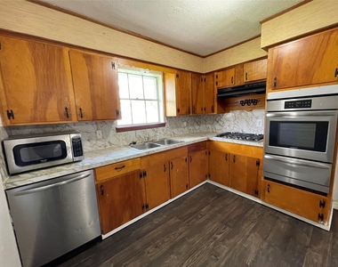 6 N Avenue C - Photo Thumbnail 7